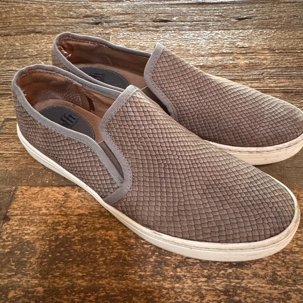 Sofft Leather Slip-On Snakeskin Print Sneakers